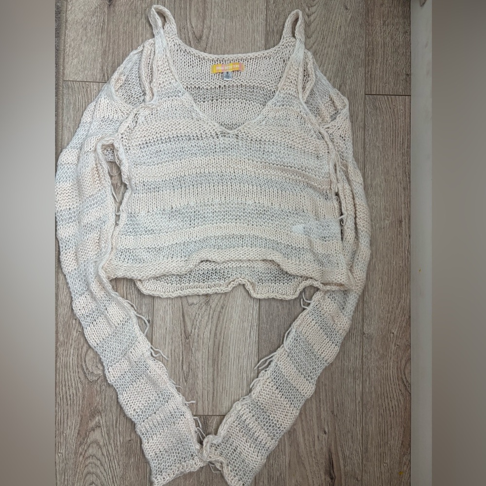 ❌ Urban Outfitters Knit Sweater with Fringe